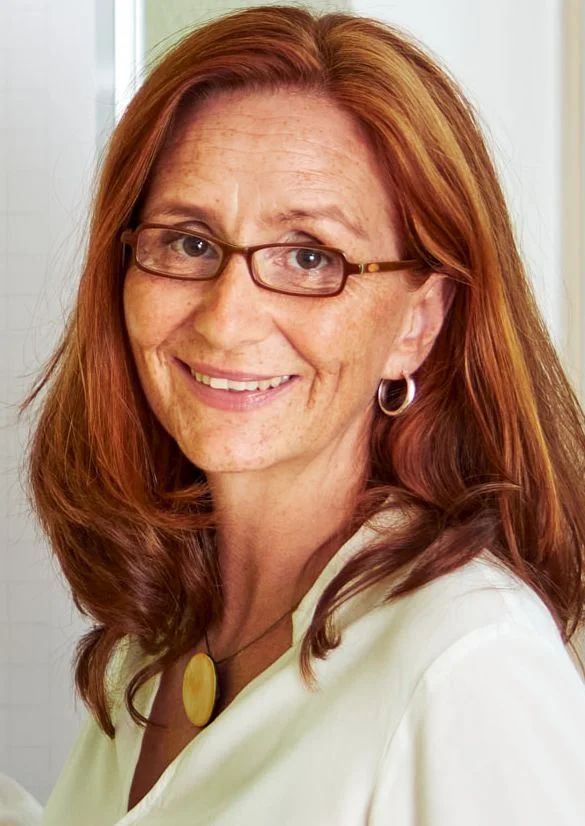 Dr Antje Schultheis.jpg