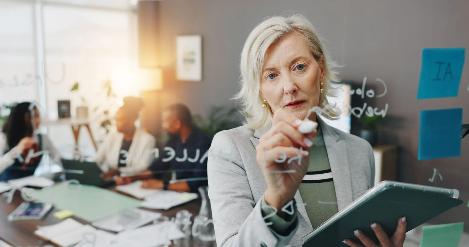 Prof'in Workshop _COLOURBOX 67220015.jpg