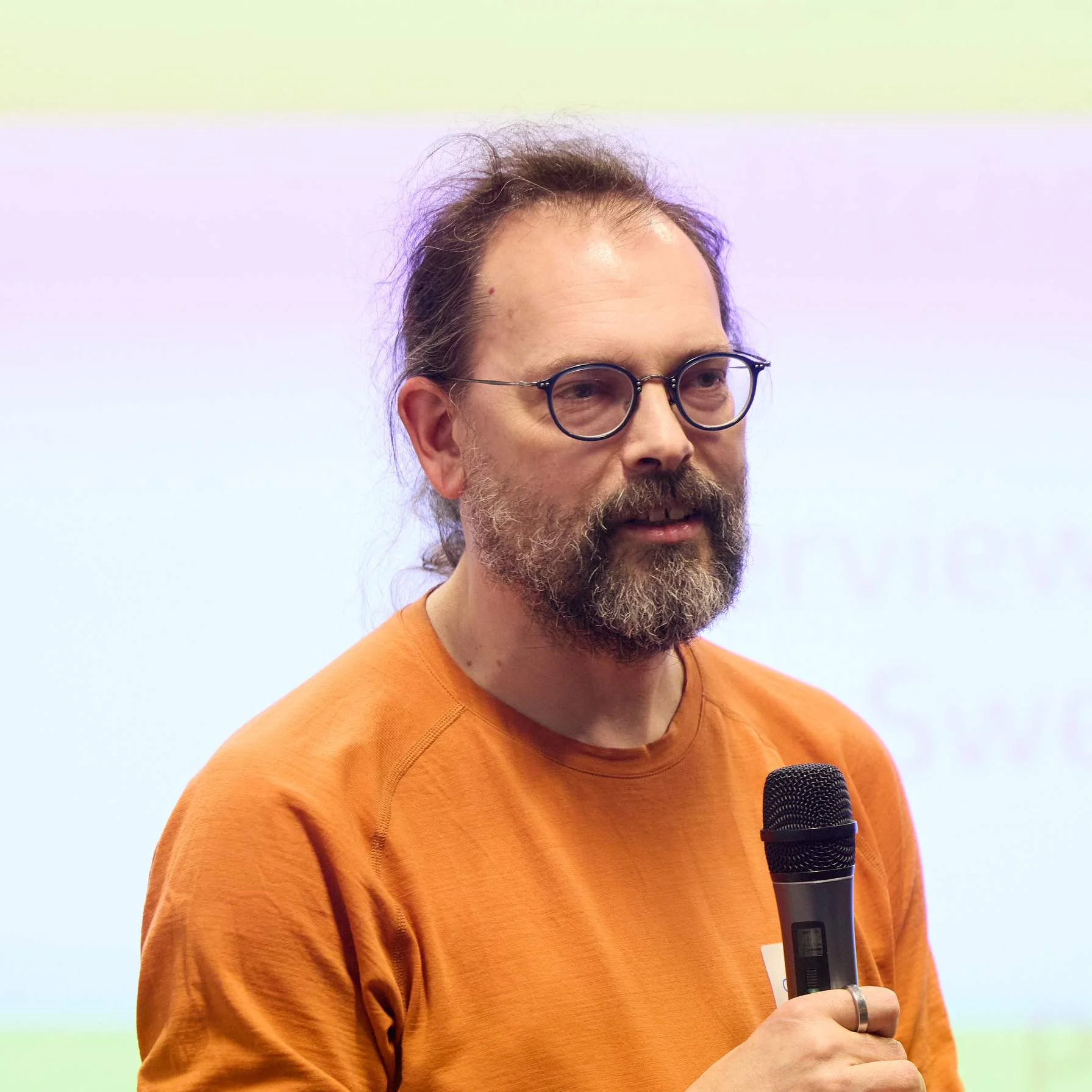 uni-vl-enaCom-061223-117 klein.webp