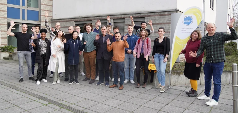 Die Teilnehmenden der Start-up Spring School beim Transfer Center enaCom