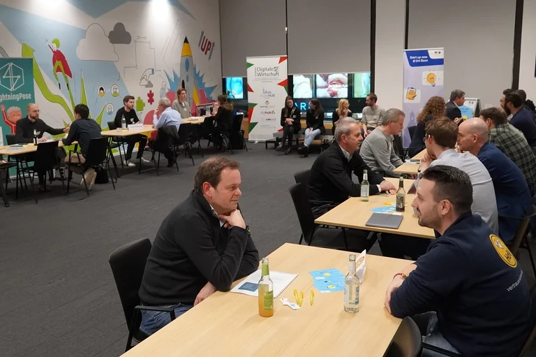 Start-up Teams und Geldgeber*innen im Austausch