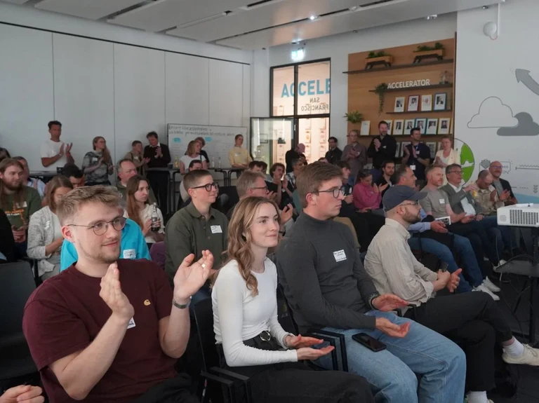 Publikum beim SoNaR Kick-off Event "Future Founders - Netzwerken für eine bessere Zukunft"