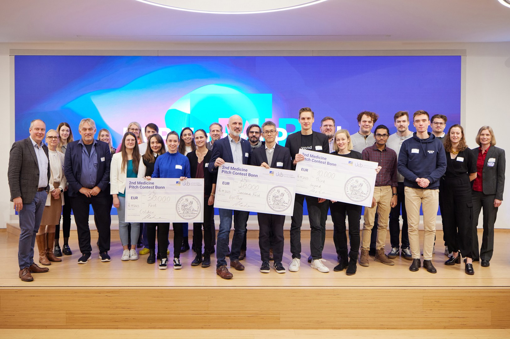 Teilnehmende und Gewinner:innen Teams des Medical Pitch Contest 2023 der Medizinischen Fakultät der Universität Bonn