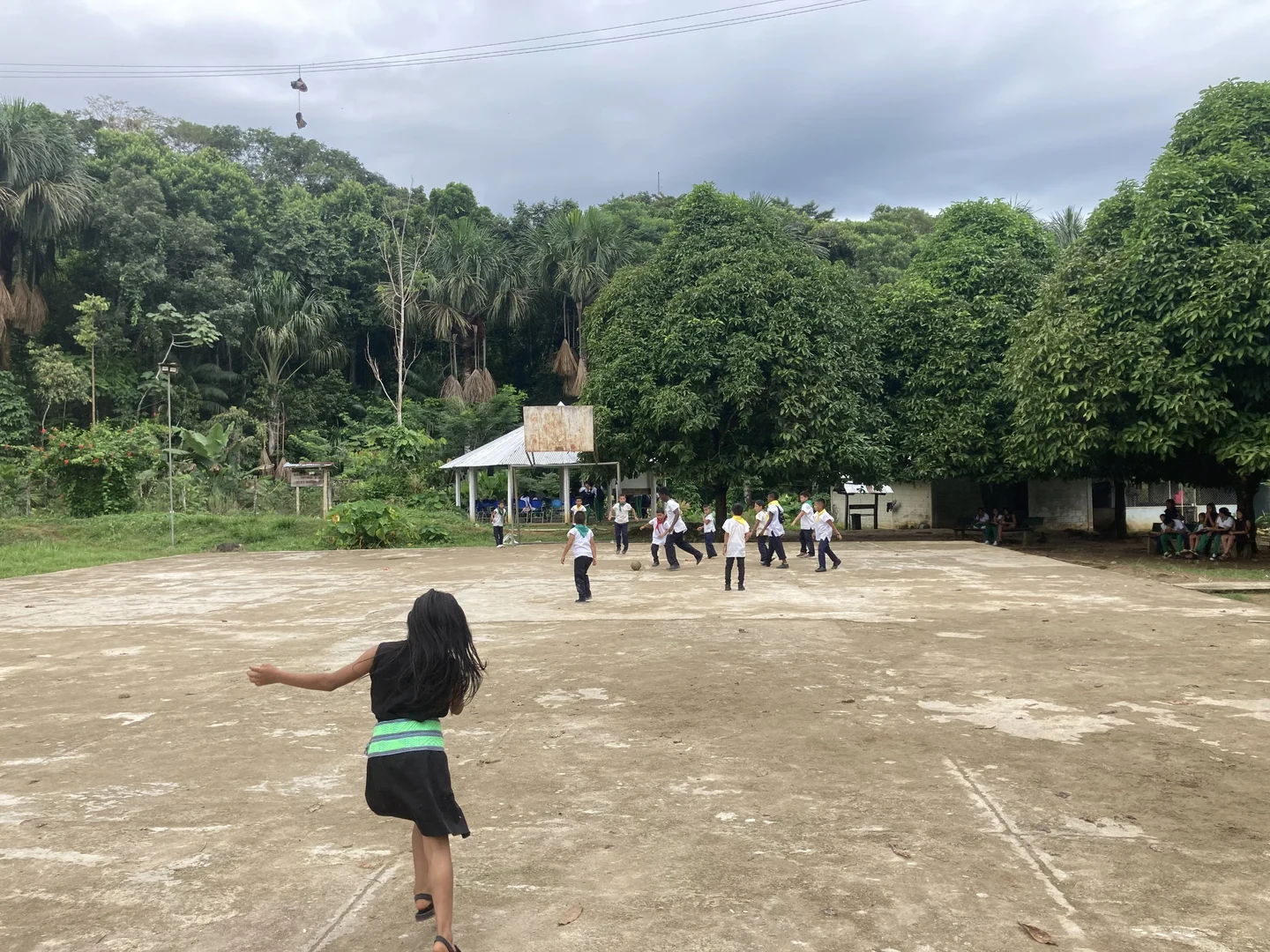 Im indigenen Bildungszentrum Yachaikuri