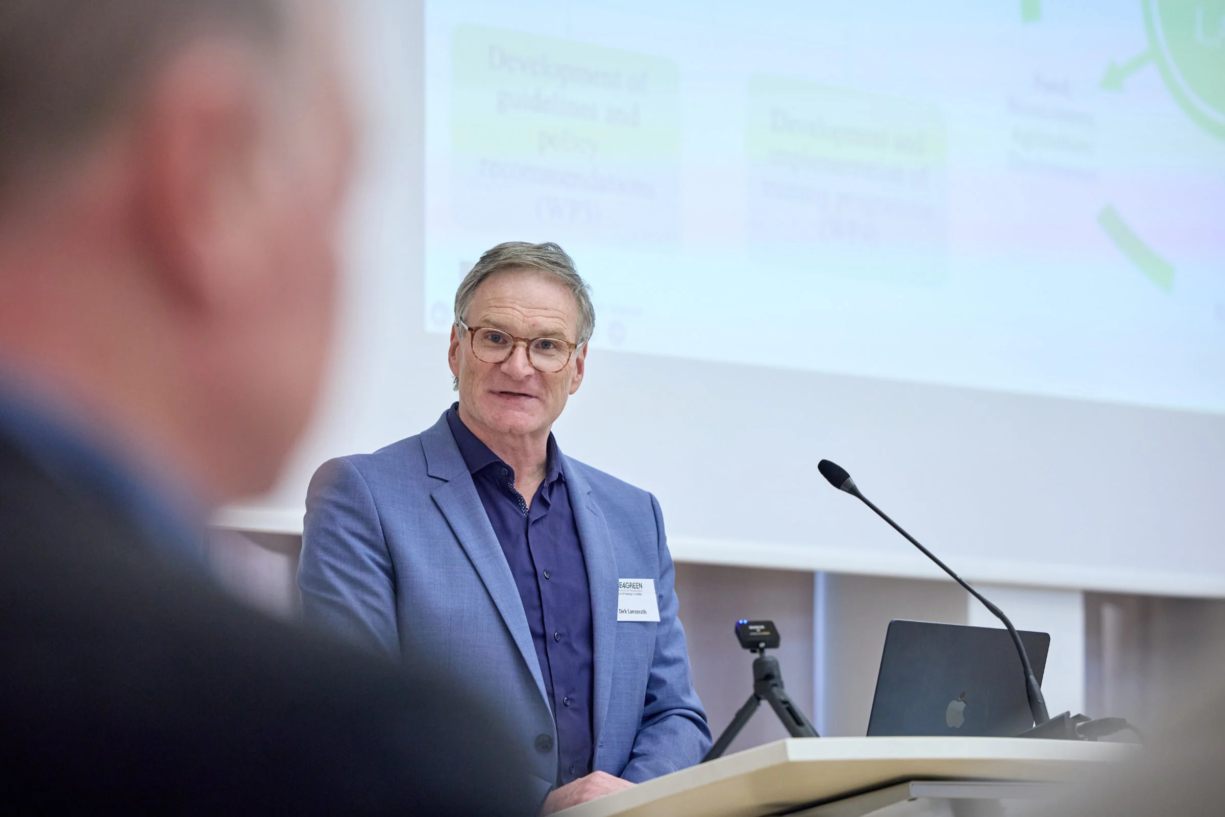 Professor Dr. Dirk Lanzerath,