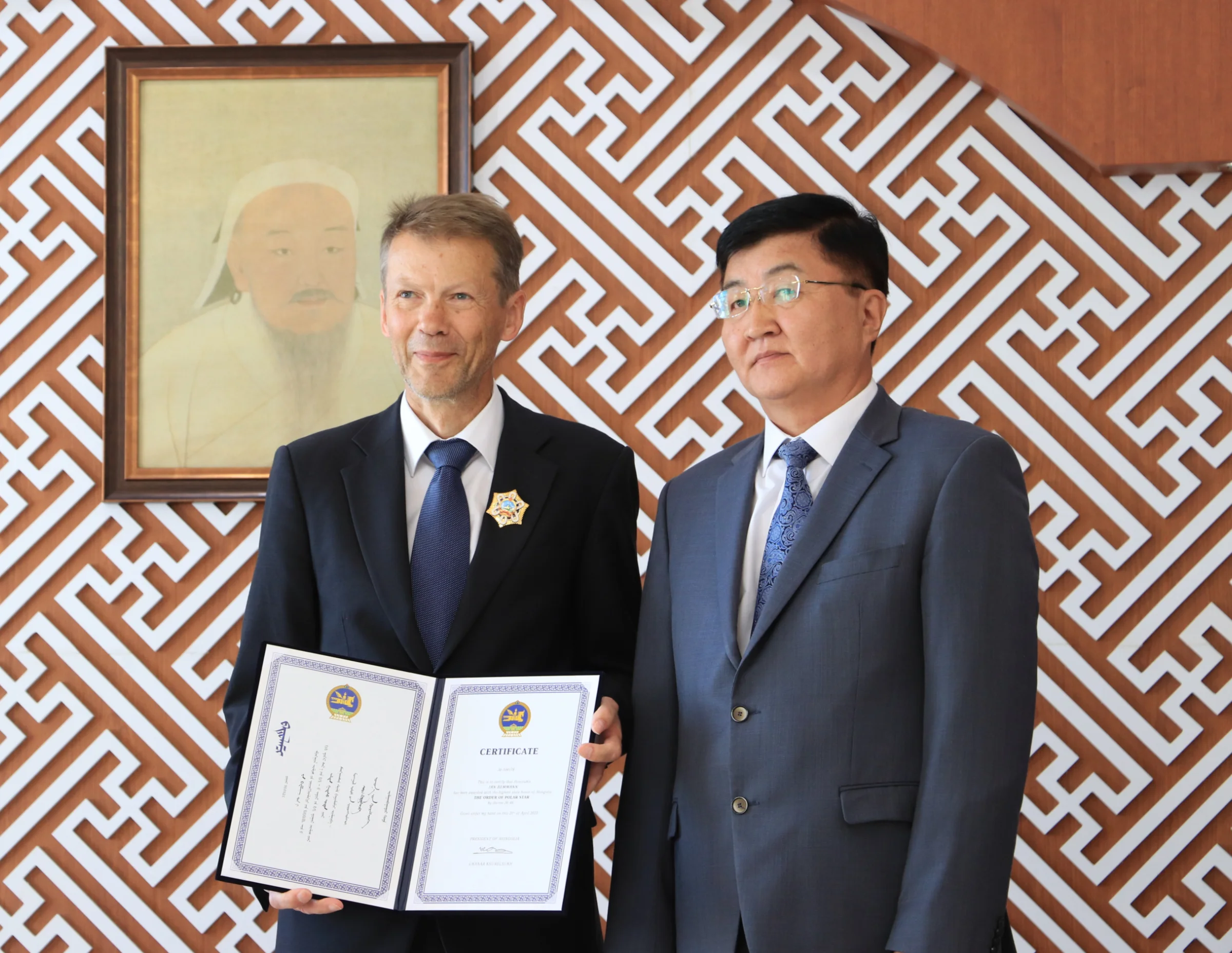 Mongolei zeichnet zwei Forschende der Uni Bonn aus