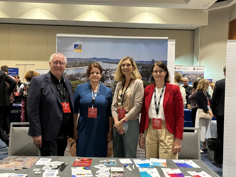 Die Universität Bonn war auf der GAIN-Konferenz 2025 prominent vertreten (v.l.n.r.):