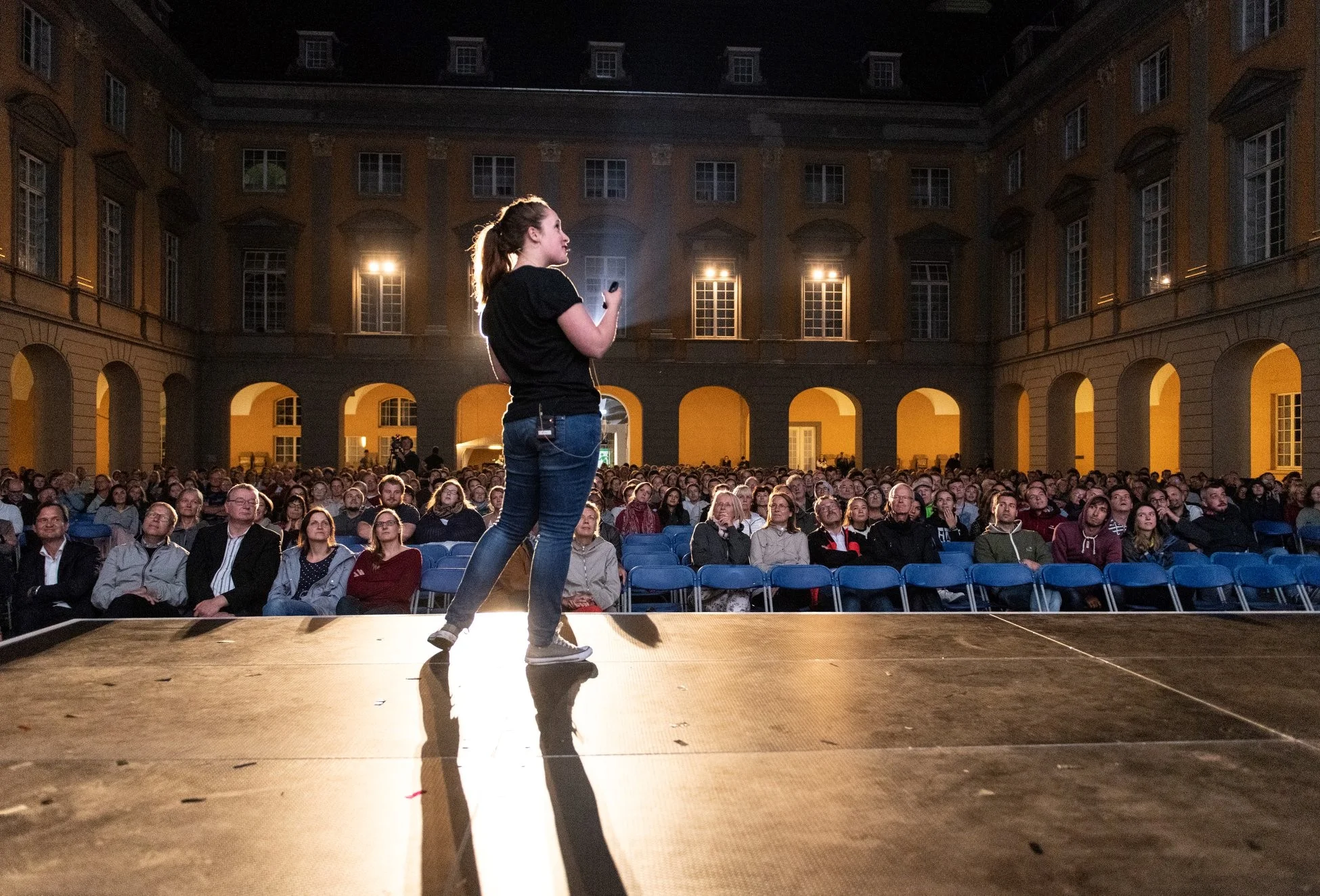 Wissenschaft live im Arkadenhof