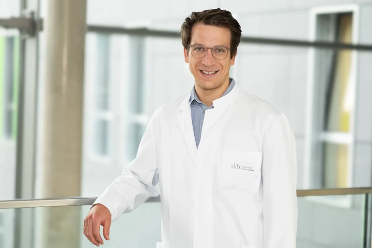 Erst- und Korrespondenzautor Dr. Max Witry von der Klinik für Psychiatrie und Psychotherapie des UKB.