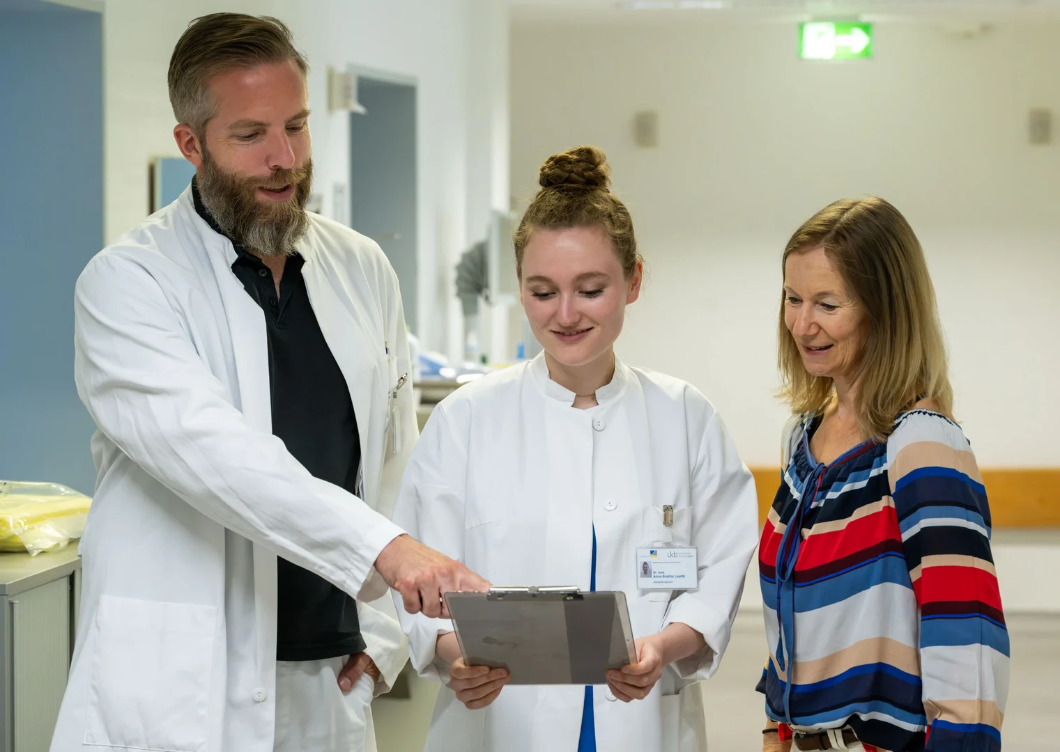 Dr. Robert Hüneburg, Dr. Anne-Sophie Layritz und Nicola Reents (von links)