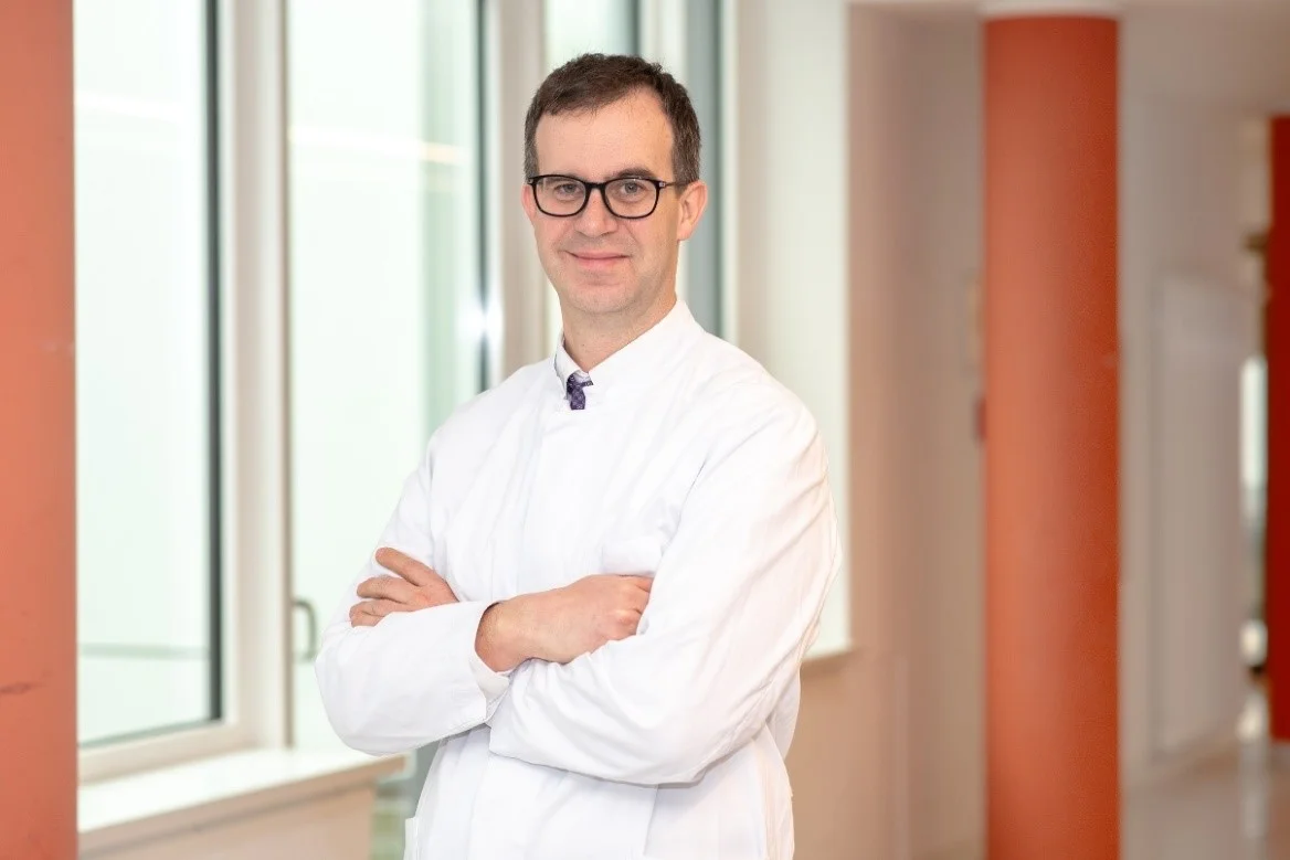 Prof. Kaan Boztug leitet die neue Klinik für Pädiatrische Immunologie und Rheumatologie am Universitätsklinikum Bonn (UKB).