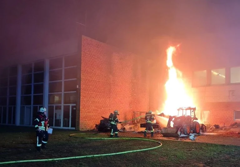 Feuerwehreinsatz am Hochschulsportgelände