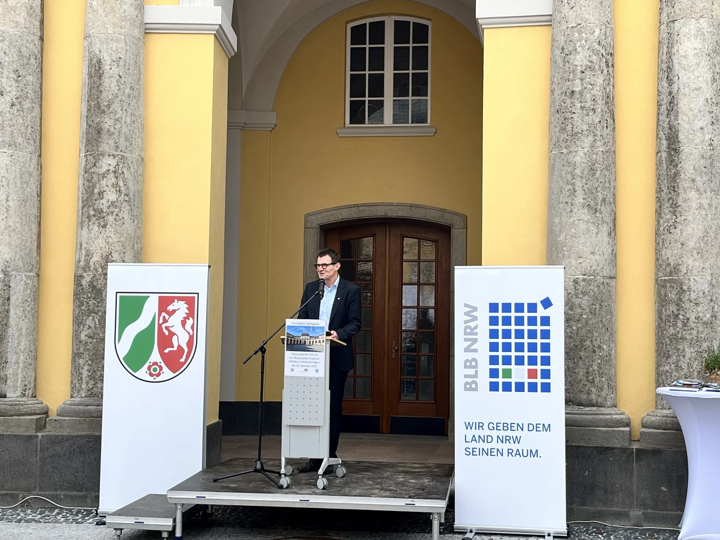 Feierliche Übergabe des Poppelsdorfer Schlosses