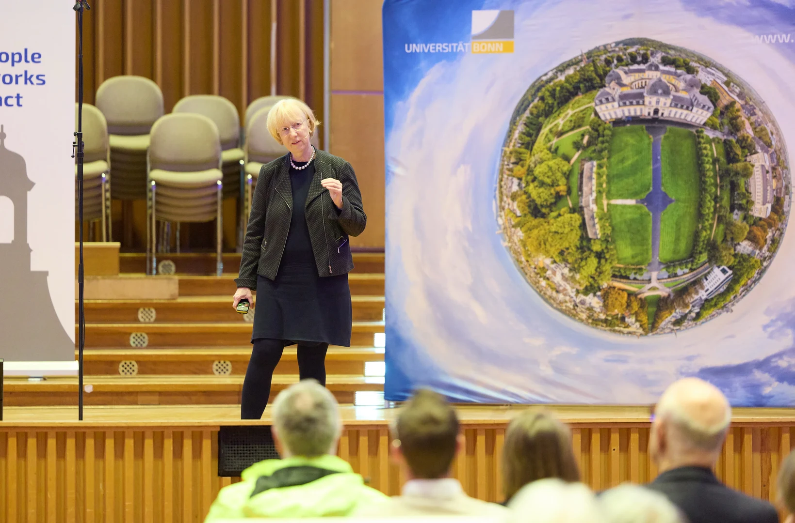 Prof. Dr. Birgitta Weltermann vom Institut für Hausarztmedizin am Universitätsklinikum Bonn berichtet über Extremwetter aus medizinischer Sicht.