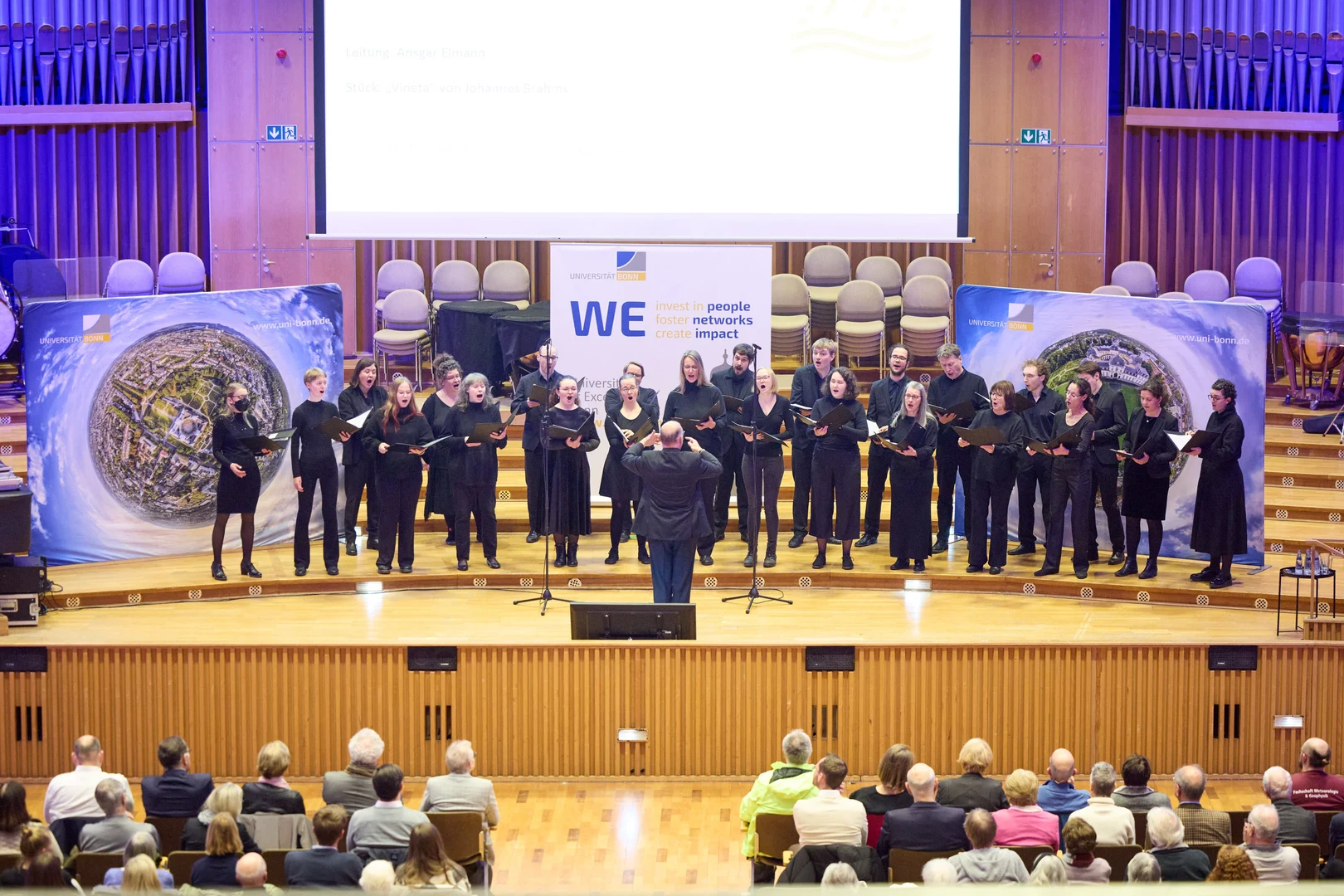 Das Vokalensemble der Universität Bonn unter der Leitung von Ansgar Eimann singt „Vineta“ von Johannes Brahms.