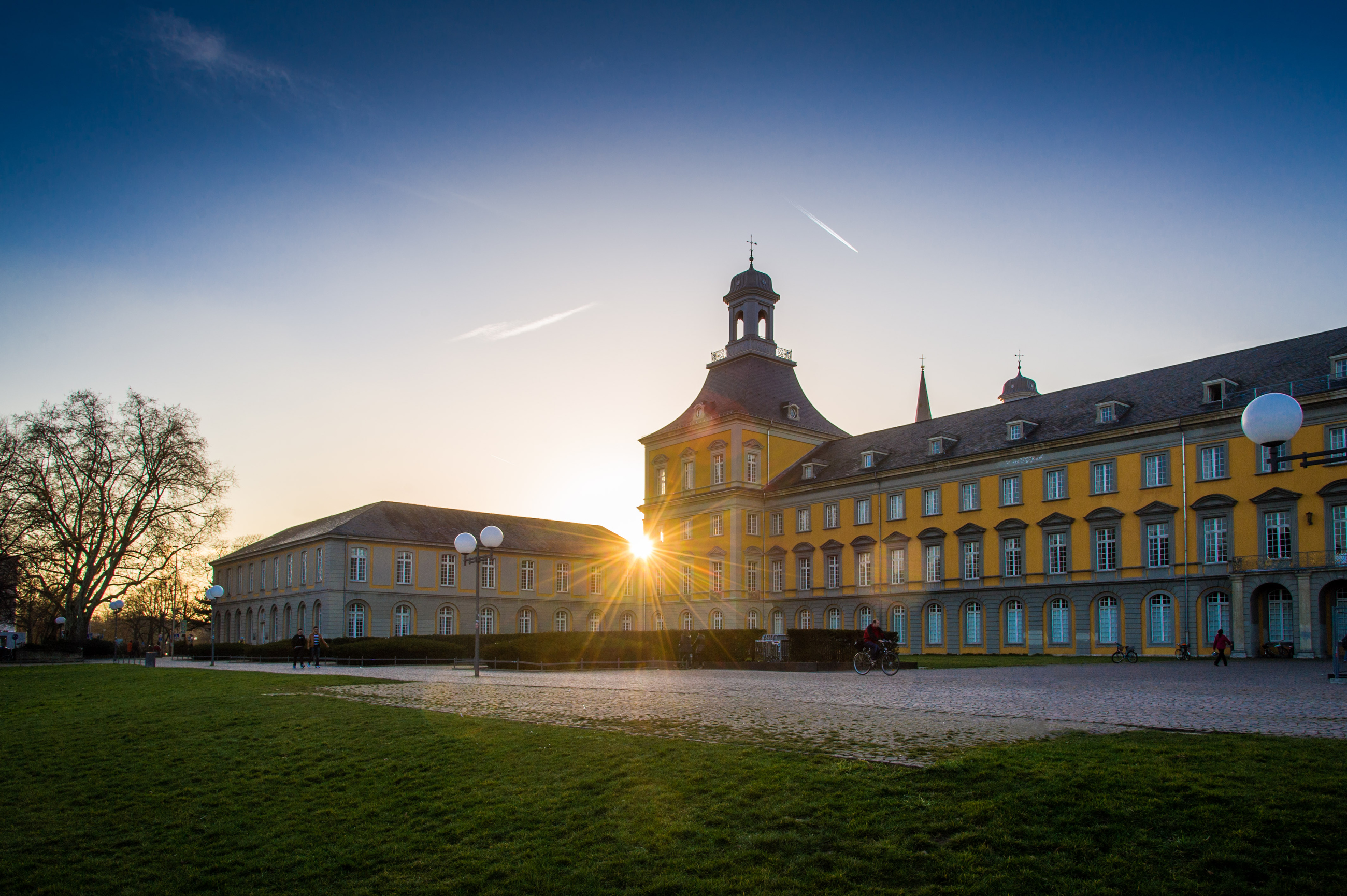 Hauptgebäude der Universität Bonn