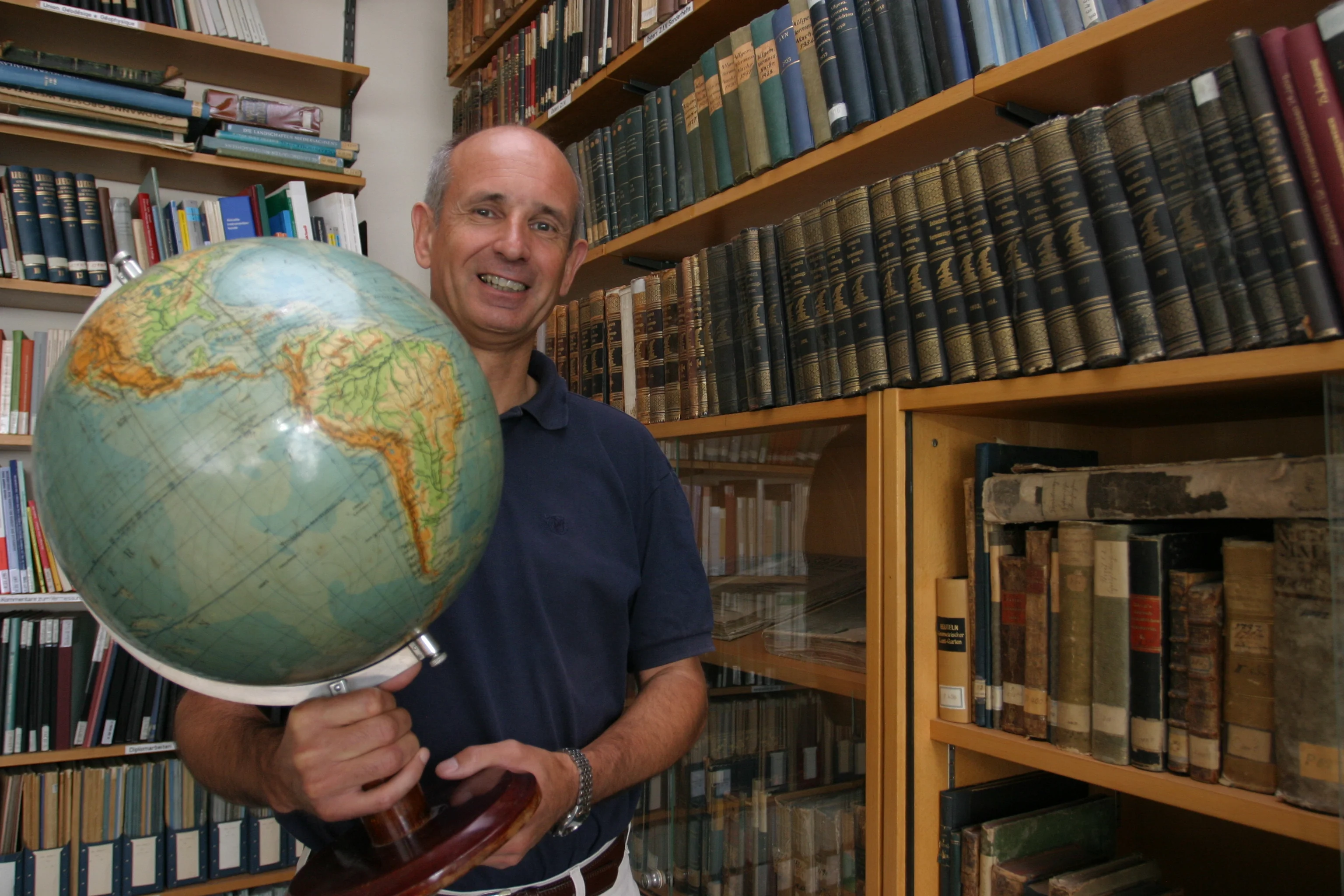 Bild Die Erde ist kleiner als angenommen