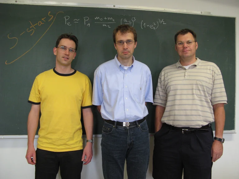 Bild Sternentanz ums Schwarze Loch