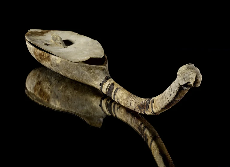 Ältestes Saiteninstrument der Mongolei: