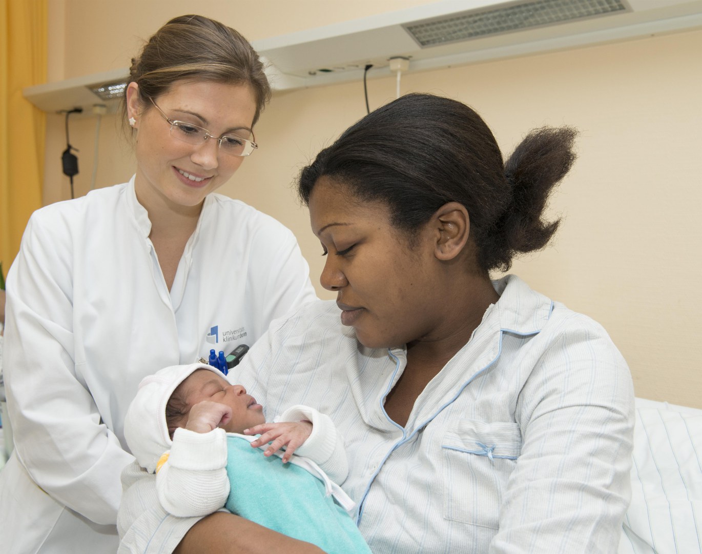 Individuelle und sichere Geburt am Uni-Klinikum Bonn: