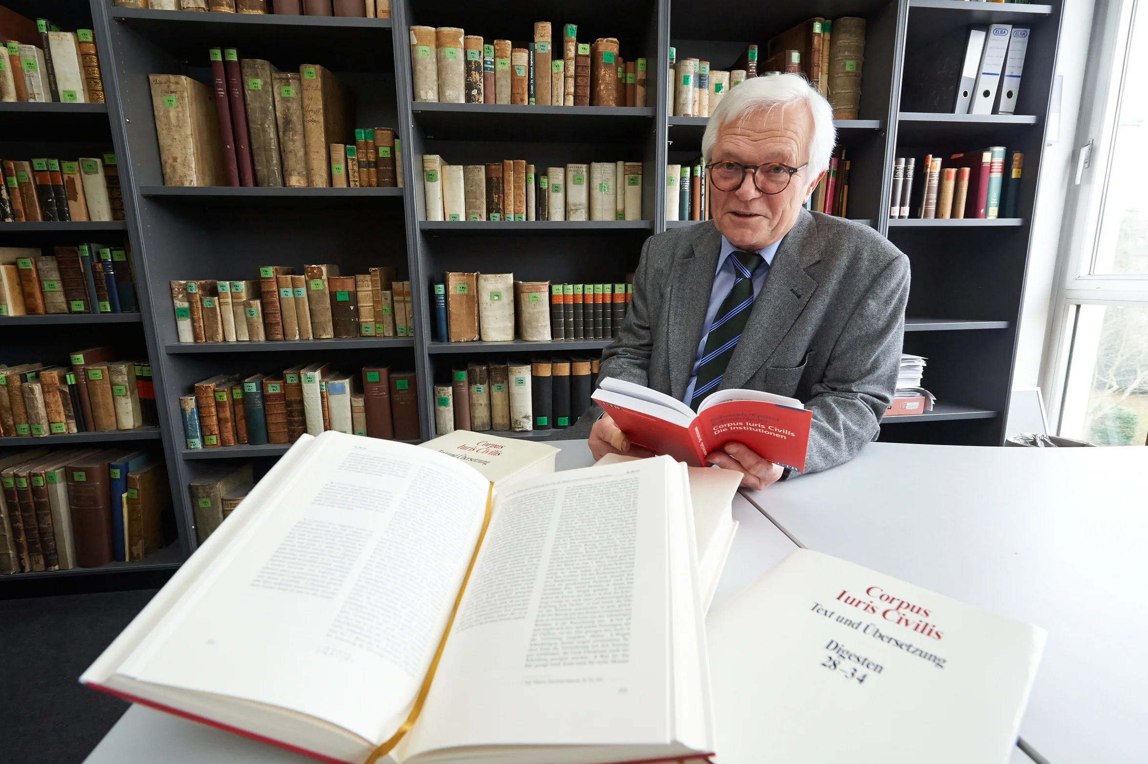 Der Rechtswissenschaftler Prof. em. Dr. Rolf Knütel