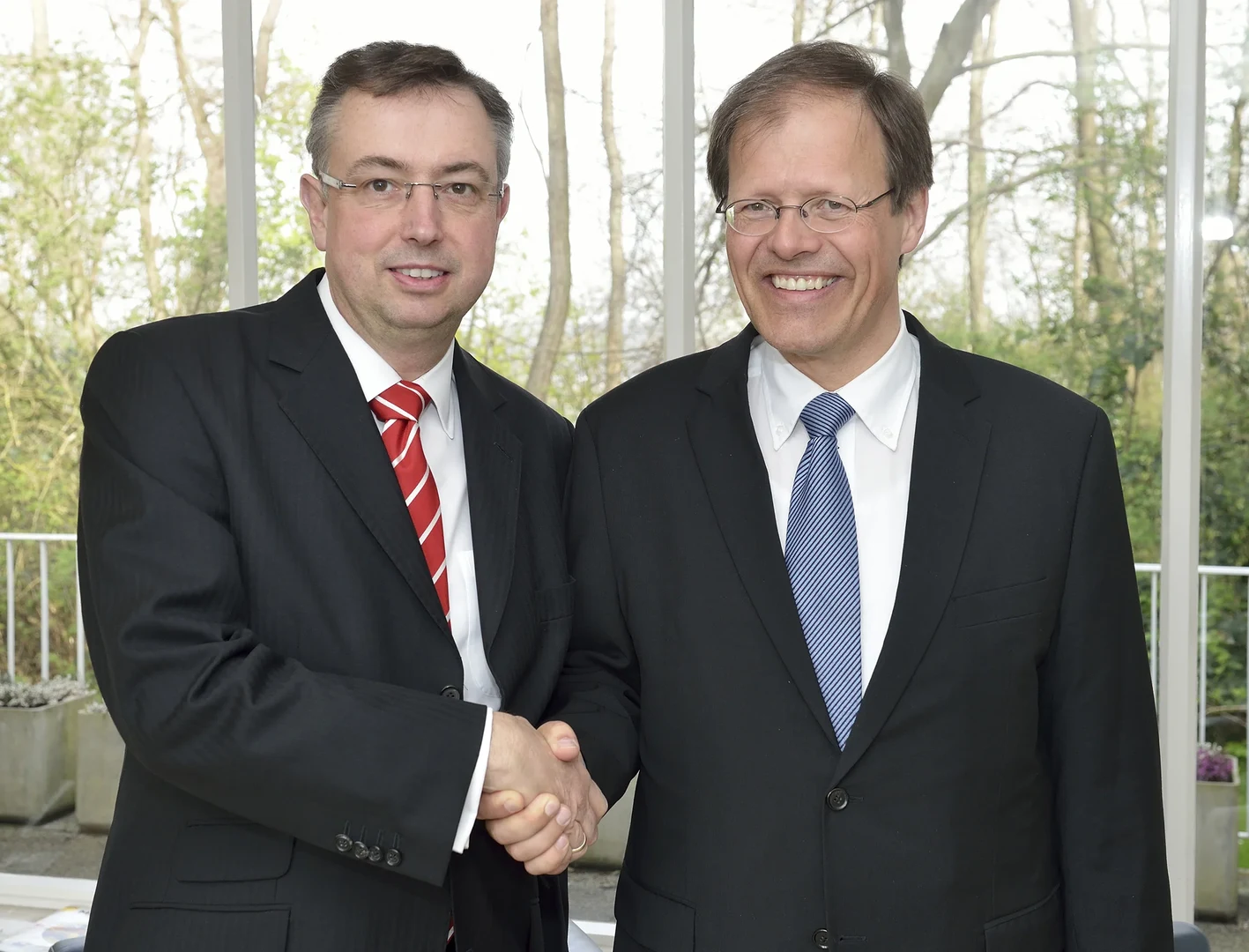 Handschlag für die Zukunft: