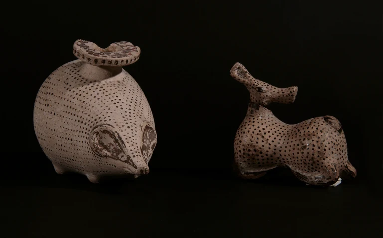 Salbgefäße in Tierform