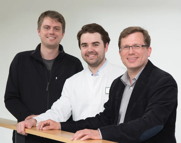 Dr. Tobias Brügmann, Dr. Tobias van Bremen und Juniorprofessor Dr. Philipp Sasse