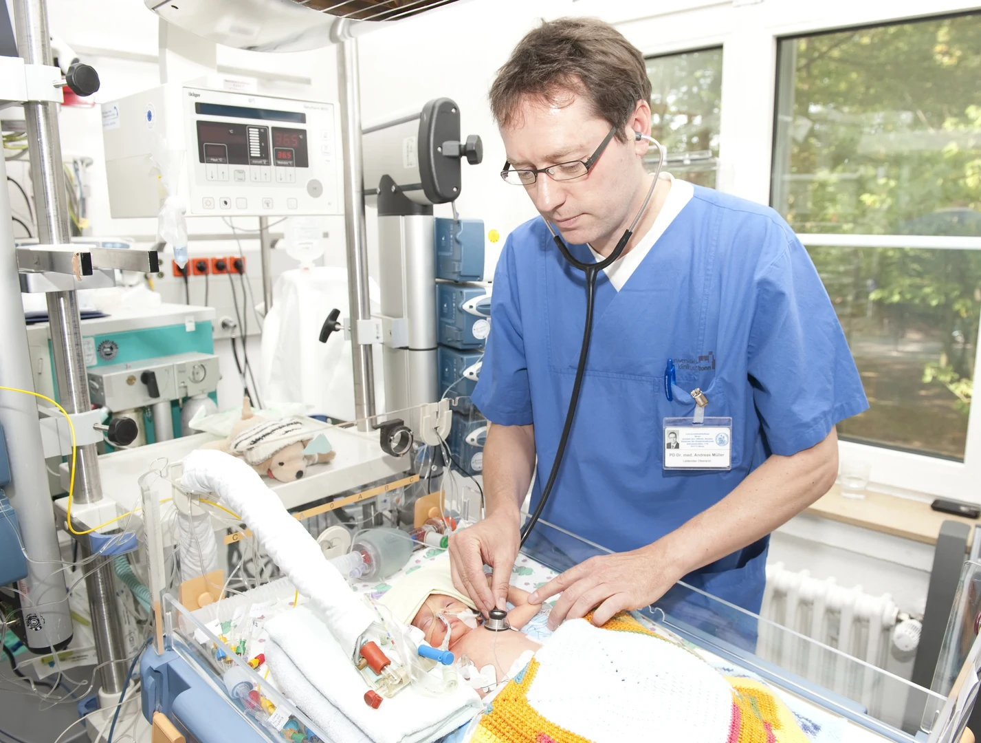 Auf der Intensiv-Station für Neugeborene: