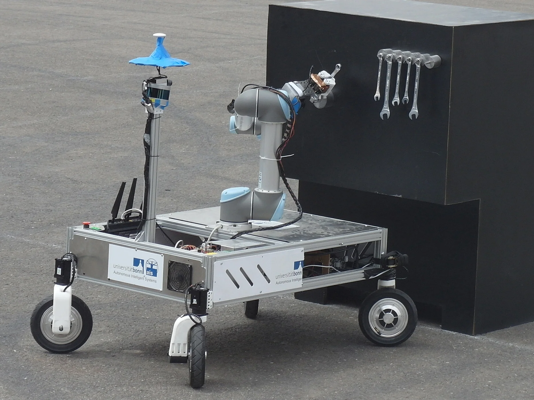 Dieser mobile Manipulationsroboter