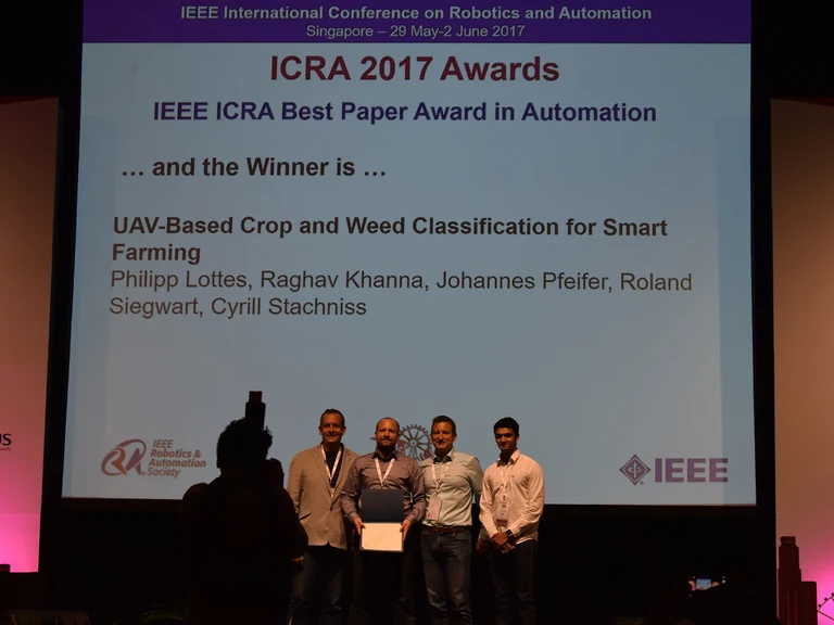 Auszeichnung (von links):