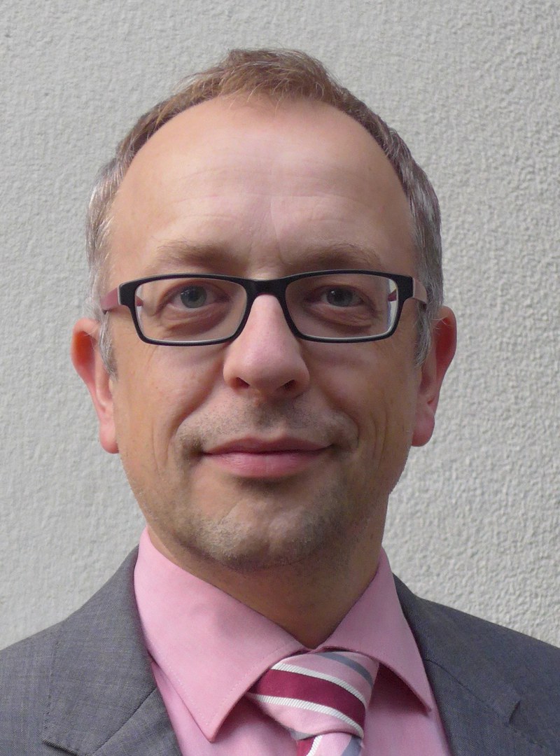 Dr. Christoph Coch