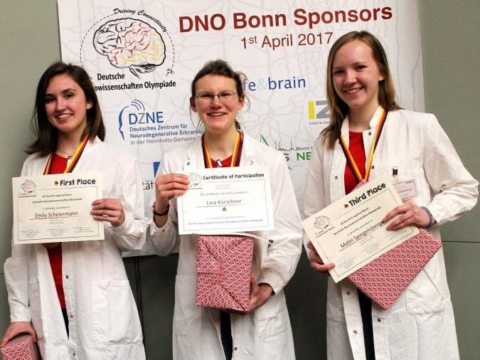 Gewinnerinnen der Deutschen Neurowissenschaften-Olympiade in Bonn: