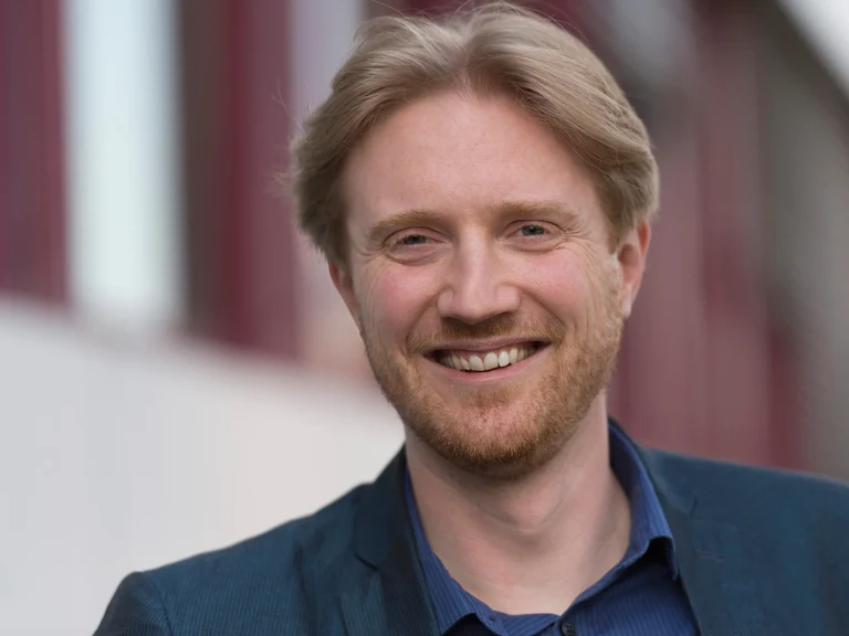 Prof. Dr. Matthew Smith