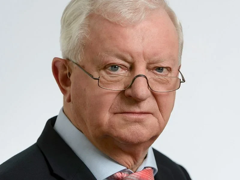 Ehrendoktortitel für DRK-Ehrenpräsident