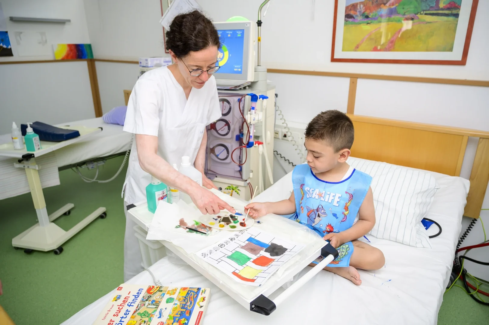 Spende der Ursula-Rahman-Stiftung fördert Projekt „Dialysezeit“ für nierenkranke Kinder und Jugendliche: