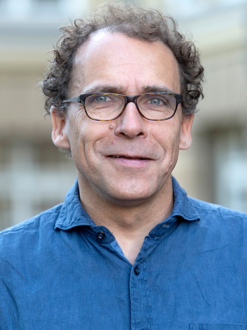 Prof. Dr. Daniel Huybrechts