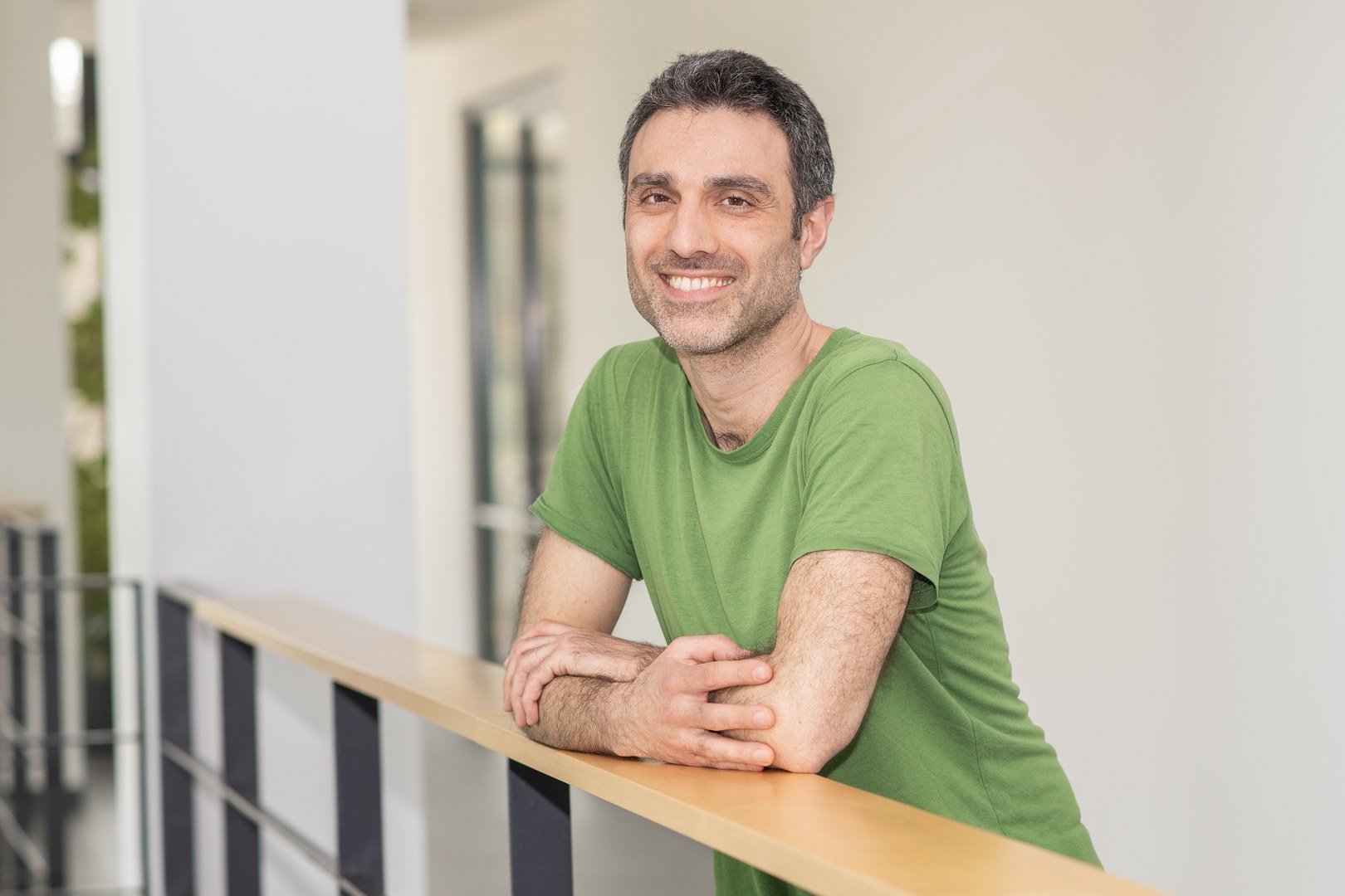 Researcher Dr. Oliver Braganza