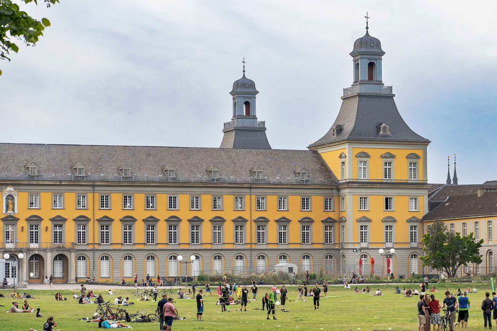 University of Bonn with excellent result in THE WUR.