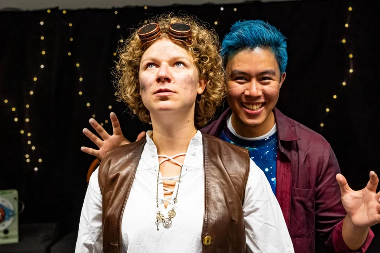 Jana Heysel and Tien-Son Nguyen performing exclusive scenes from the Phyusical at the Night of Technology in Bonn.