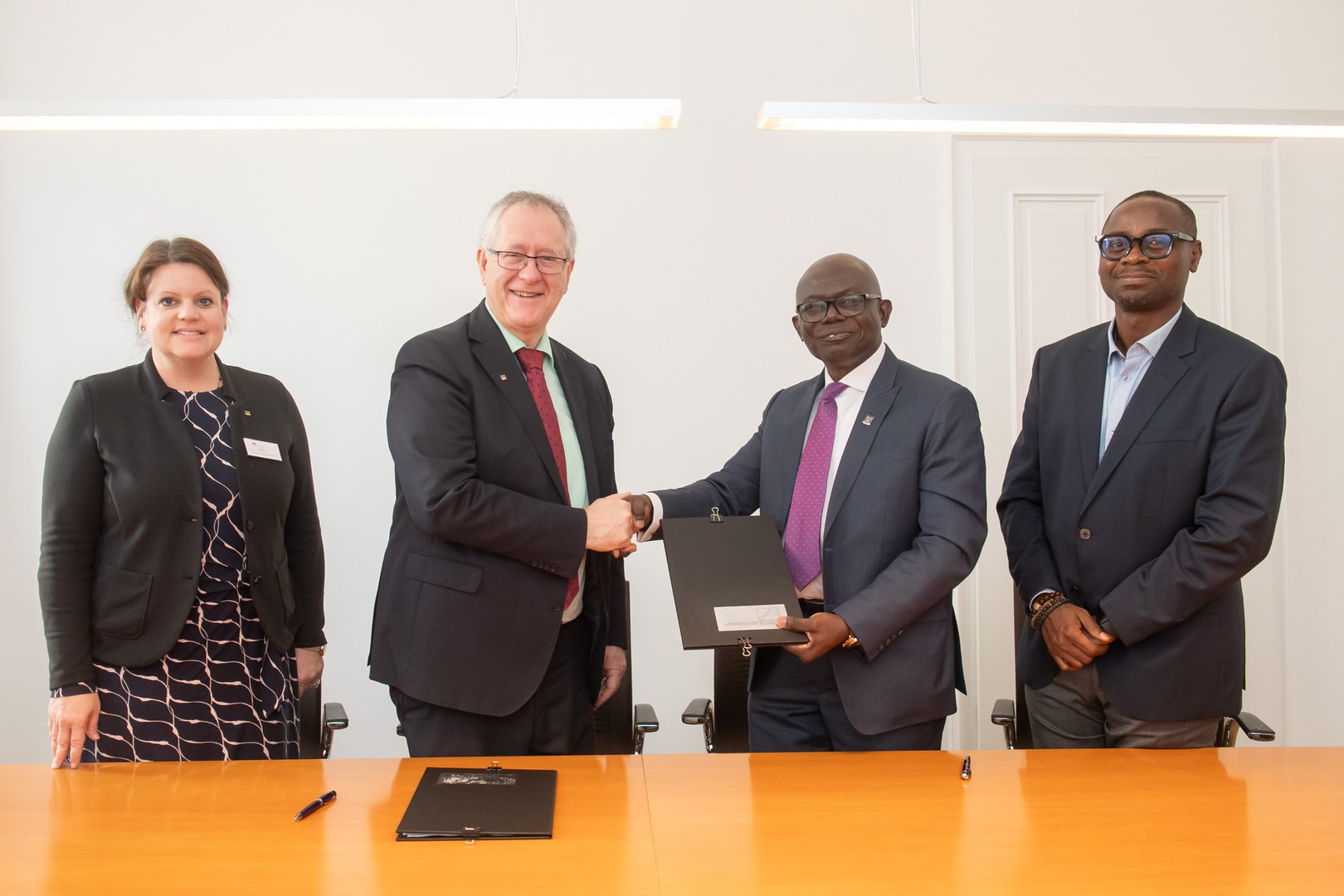 With the signing of the Collaborative Teaching Agreement, both universities decided on the framework for joint teaching in the Katekisama program.