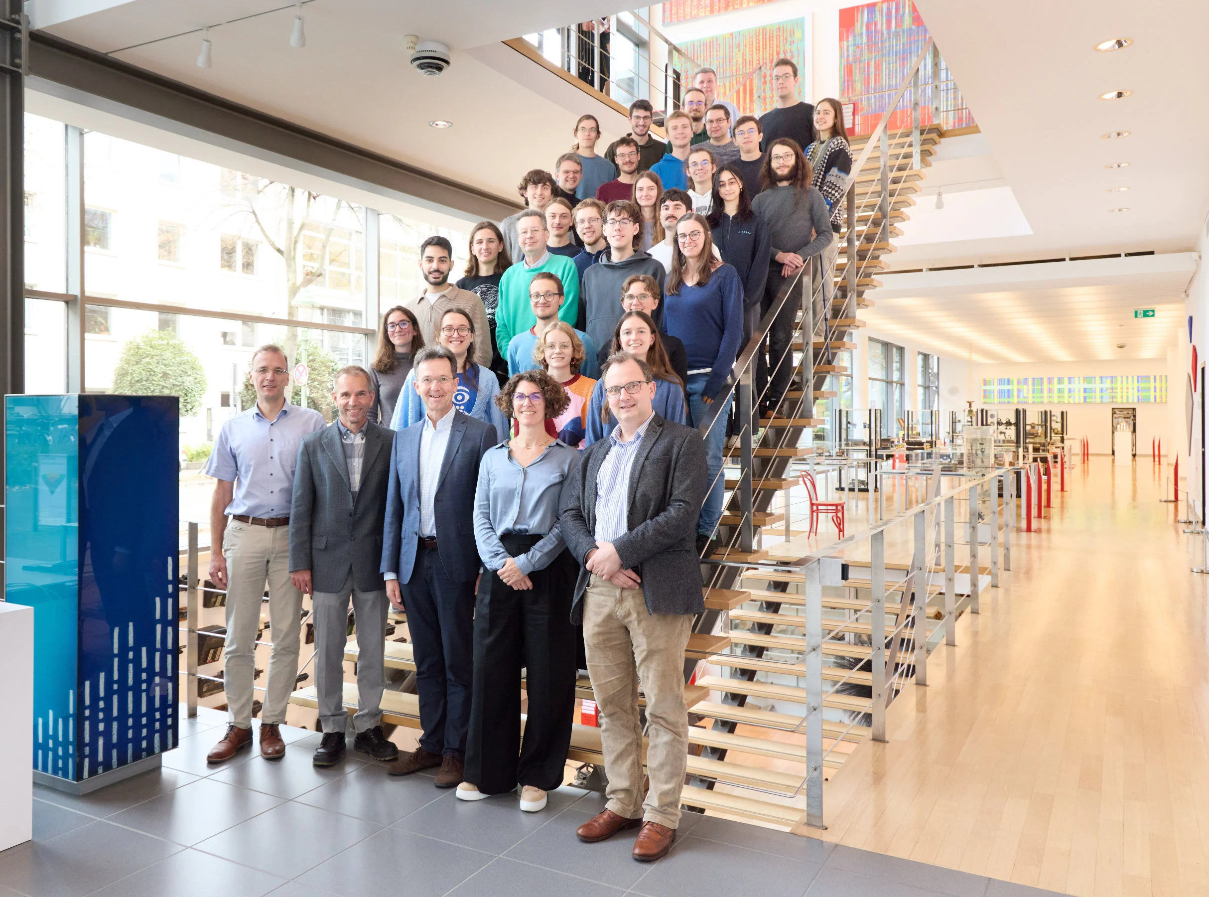 IBM and the University of Bonn are strengthening their cooperation (first row from left to right)