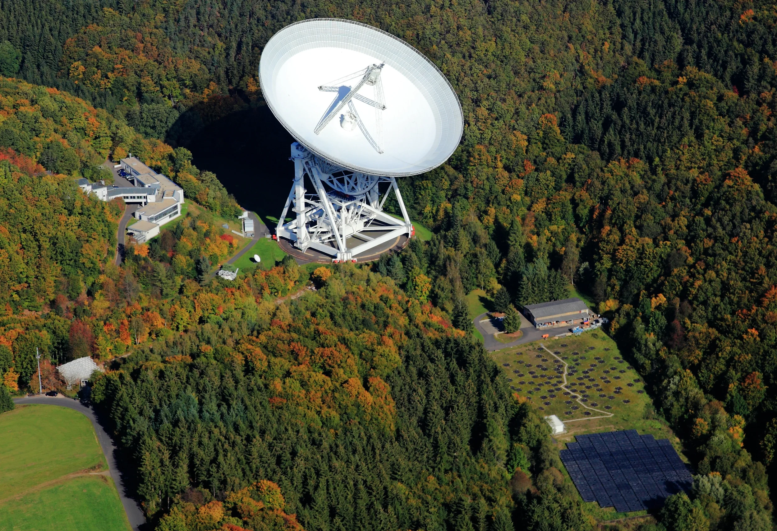 Artificial intelligence sharpens the view into space