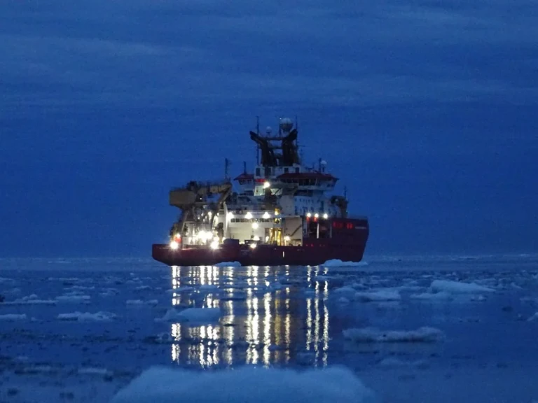 12_Sir DA vom Boot aus.jpg