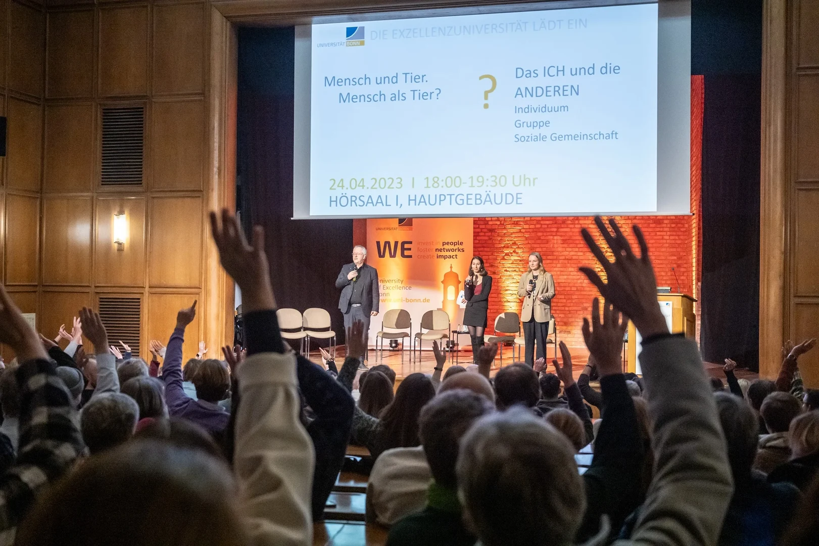 Finally, the audience voted on the topic of the next event.