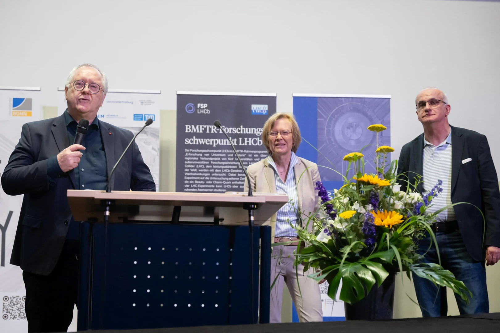 At the inauguration ceremony for the Color meets Flavor cluster (from left to right)