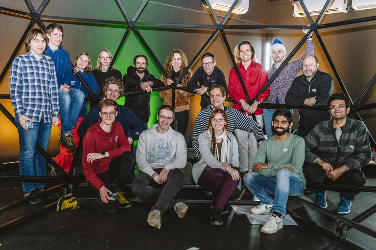 Helping hands create digital worlds