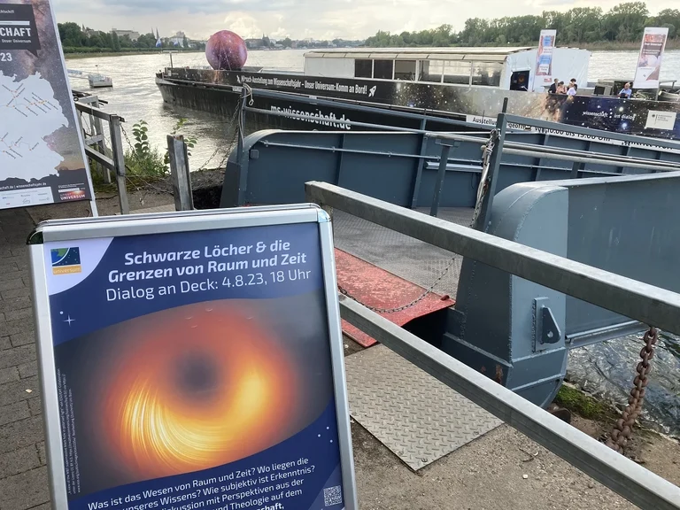 Entry to the ship MS Wissenschaft