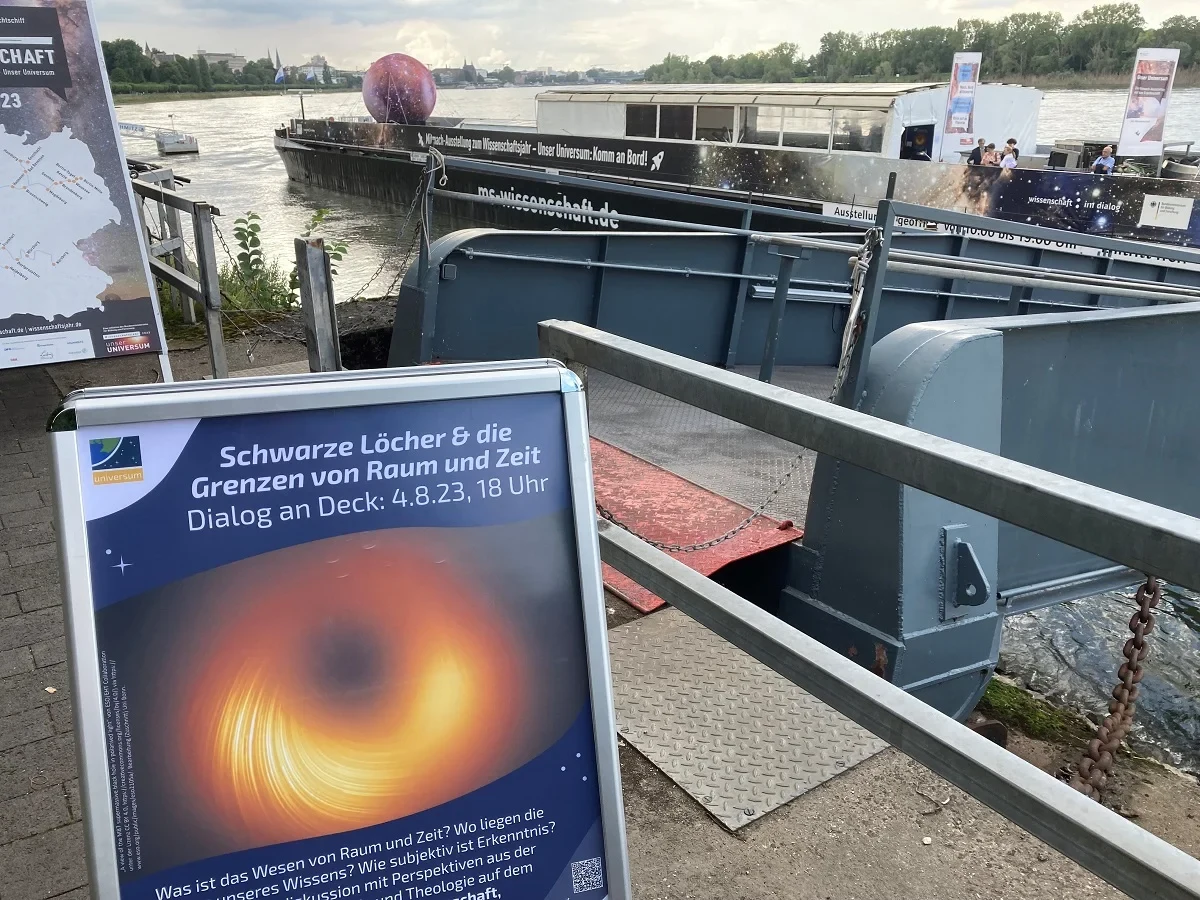 Entry to the ship MS Wissenschaft