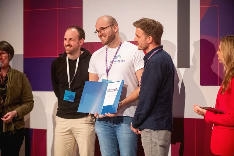 The founding team of Sweethoven Biotech